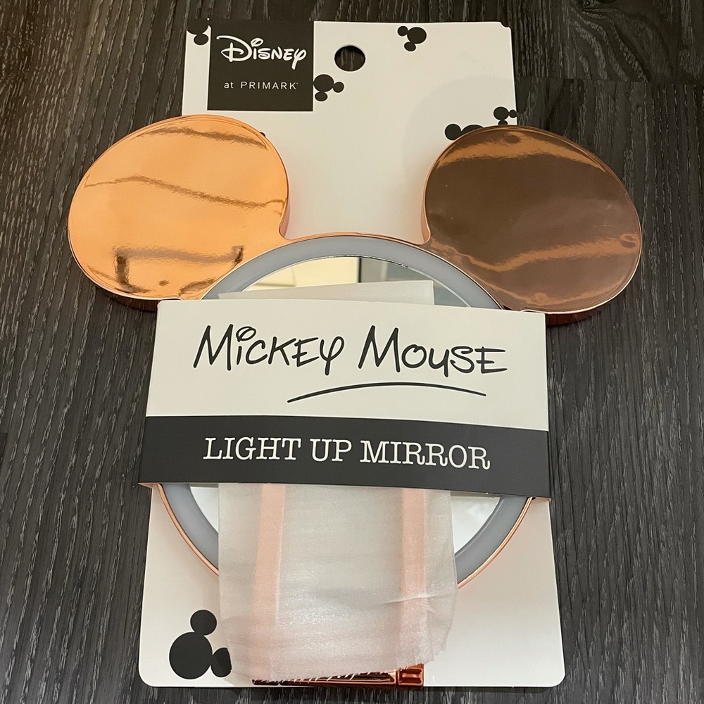 NWT Disney mickey mouse light up mirror - Picture 1 of 1